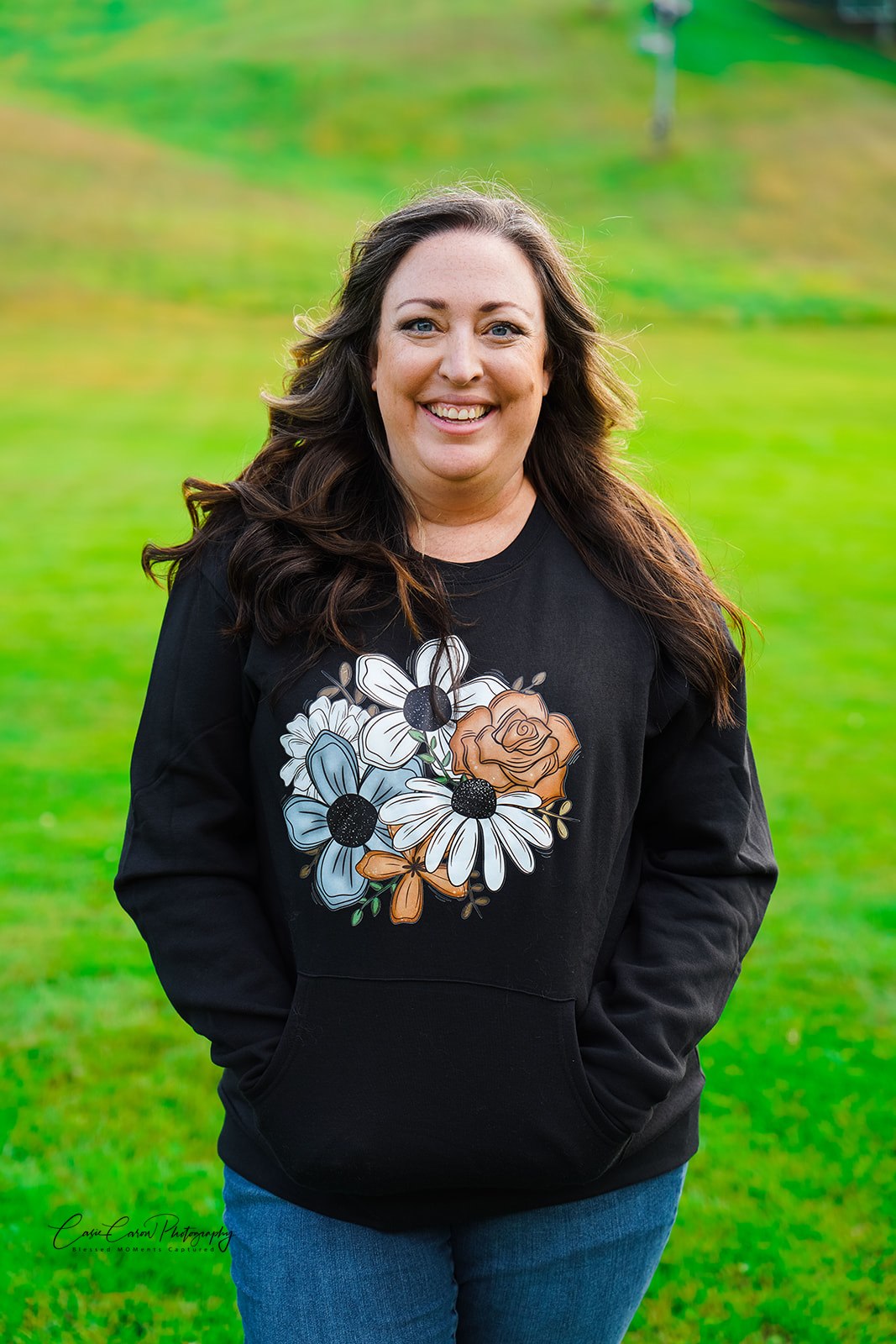 Neutral Fall Floral Sweatshirt w/Pocket